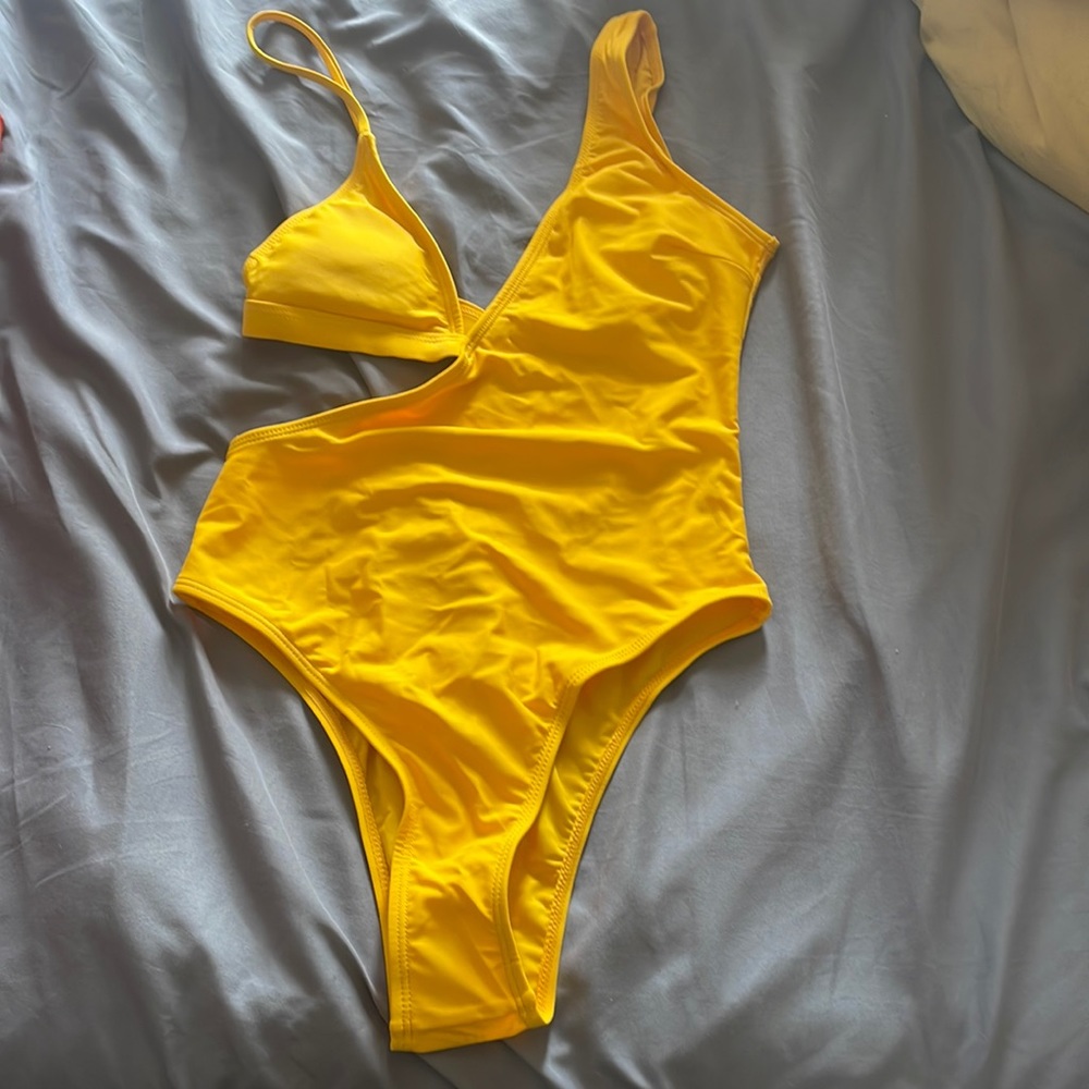 MATTE COLLECTION - Yellow Asymmetrical Cut Out One Piece Swimsuit